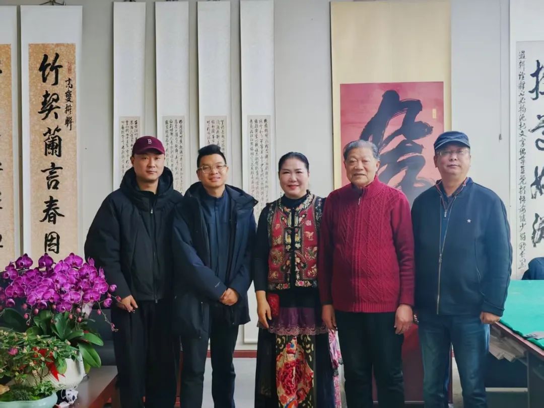 市书协走访慰问老艺术家老党员